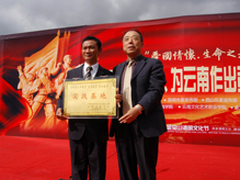 ����ɽ������������������